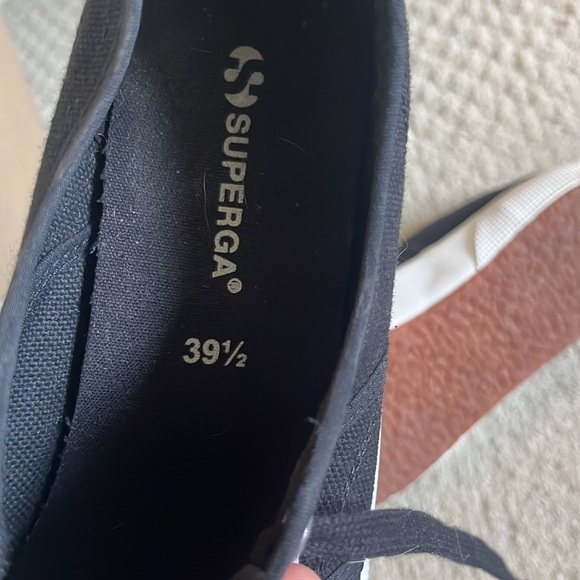 Superga black running shoes size 391/2 - Picture 4 of 5